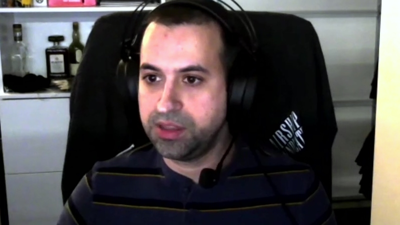 에이십신디게이트 스티브 마두레이라 '몰락한 왕' 디자인디렉터