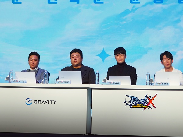 <사진> 좌측부터 유 준 총괄, 신택준 운영 총괄, 윤상윤 사업 팀장, 선상웅 사업 PM