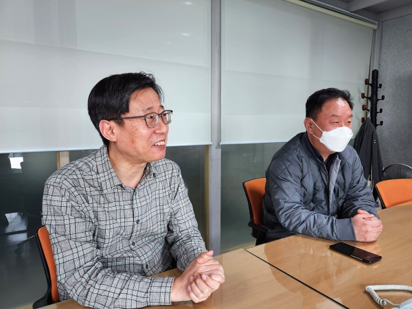 CFK 구창식 대표(왼쪽), 박일용 본부장(오른쪽)