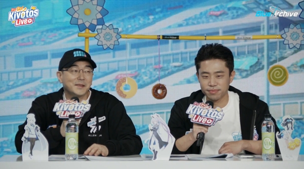 <사진> 왼쪽부터 넥슨게임즈 김용하 PD, 박병림 PD(출처='블루 아카이브' 유튜브)