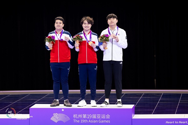 사진 맨 오른쪽이 곽준혁 선수(사진=AESF)