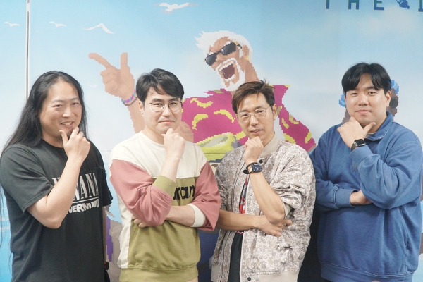 <사진> 왼쪽부터 넥슨 민트로켓 정기엽 아트팀장, 서보성 프로그래머팀장, 황재호 디렉터, 우찬희 기획팀장