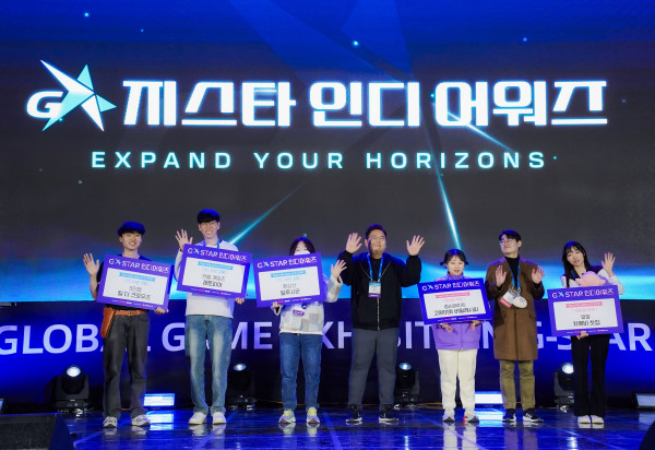 <사진> 유저가 직접 뽑은 40개 작품 중 8개 부문 12개 작품 선정