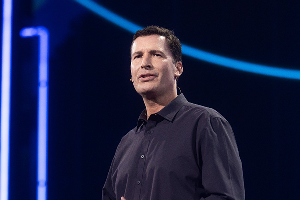 마이크 이바라 전 블리자드 대표<사진출처-링크드인>