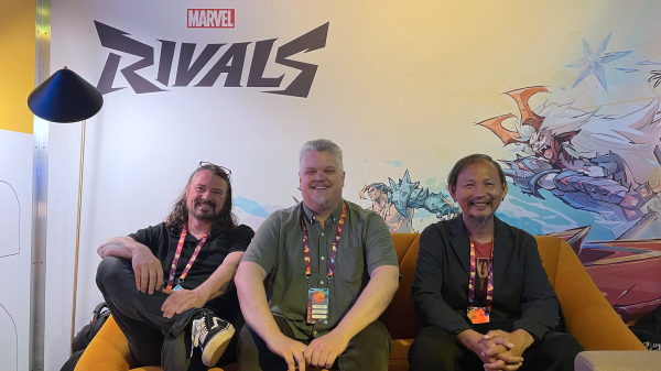 좌측부터 넷이즈 게임즈 폴 엘라(Paul Ella) 수석 프로듀서, 사드 새서(Thad Sasser) 게임 디렉터, 마블 게임즈 대니 쿠(Danny Koo) 총괄 프로듀서