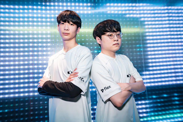 <사진> 디플러스 기아 루시드 최용혁, 쇼메이커 허수 (제공-LCK)