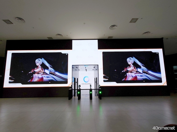 싱가포르 사무실 입구. 게이머용 기기 레이저의 본사와 같은 건물이기도 하다. 이번 취지와 어긋나기 때문에 사진에 담지 않았지만, 입구 옆에는 레이저 제품 전시 코너가 있어 "호요버스가 여기 있었어! 하고 놀랐다.