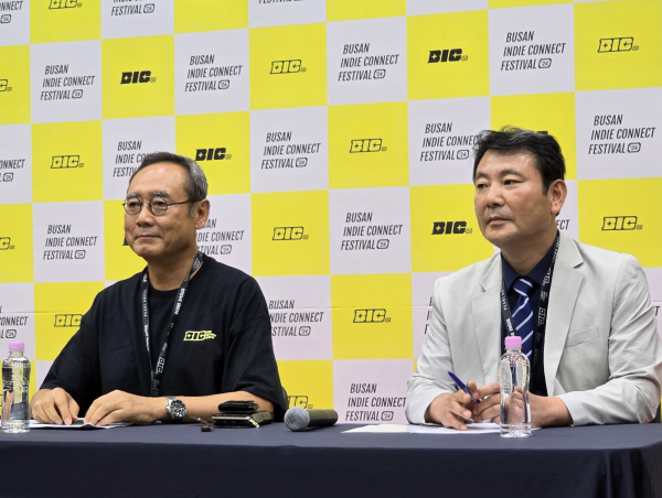 좌로부터 BIC 조직위원회 서태건 위원장, 부산정보산업진흥원 김태열 원장