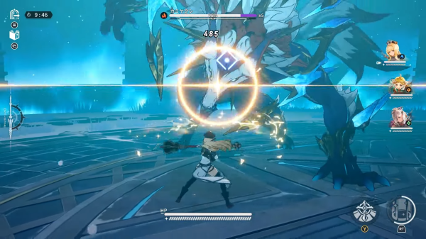 금빛 원형 마크가 보스의 공격이 들어옴을 알려준다