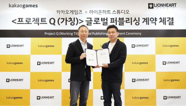 <사진> (좌)카카오게임즈 한상우 대표, (우)라이온하트 스튜디오 김재영 의장