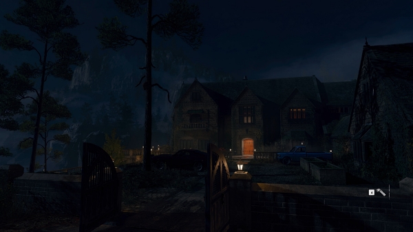 거점 외관. 산속에 조용히 우뚝 솟은 서양식 건물 같은 분위기다.