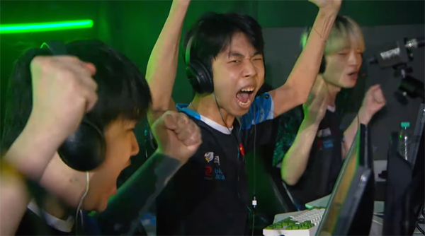 <사진> 매치5 치킨에 성공한 페트리코 로드