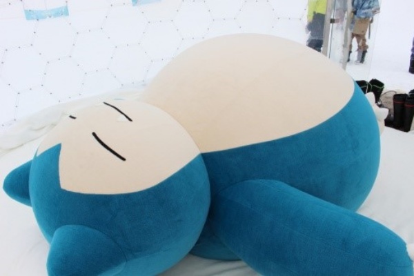 안으로 들어가 보았다. 잠만보의 공식 신장은 2.1m 이므로 거의 실물크기다.