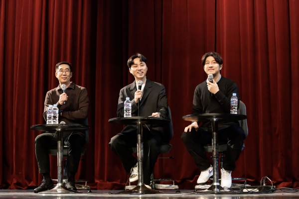 K리그 레전드 김원일(좌)과 박주호(우)