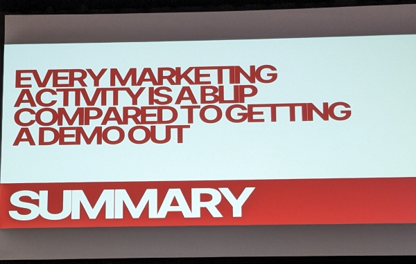 '데모보다 더 좋은 마케팅은 없다'는 주코프스키의 격언. 그의 무료 책과 블로그는 공식 사이트에서 볼 수 있으니, 홍보나 마케팅 예산이 없는 게임 개발자나 게임 회사의 마케팅 담당자는 체크해 두자.