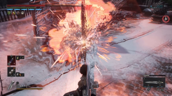 체험회에서 플레이한 주인공은 이미 강화된 DLC의 새로운 장비를 소지하고 있었다. 사진 속 무기는 '청백의 기사'라는 대검 타입의 무기로, 총알을 발사해 공격할 수 있다. 모티브는 물론 건블레이드일 것이다. 총기 메커니즘을 가진 칼은 로망이었다. 참고로 분해는 불가능하다.