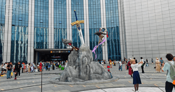 시대를 초월한 전시회 브랜드로 거듭나기 위해서는 더 많은 성숙이 필요하다.