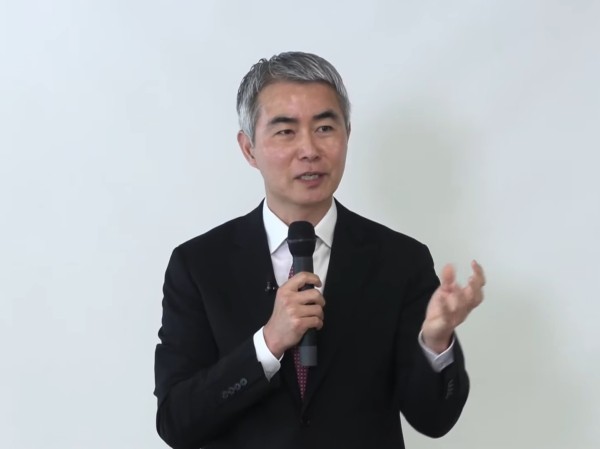 넥써쓰, 장현국 대표