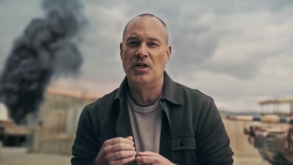 배틀필드 스튜디오의 집행 프로듀서이자 리플 이펙트의 총괄 매니저인 크리스천 그라스