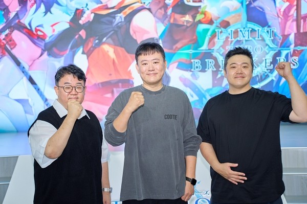 (왼쪽부터) 엔씨소프트 안진호 사업실장, 빅게임스튜디오 이동준 EPD, 한석준 CAO