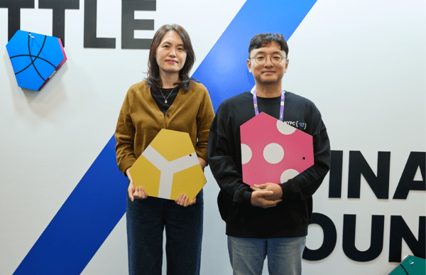 좌로부터 넥슨 사회공헌팀 최연진 팀장, NYPC 김진호 출제위원장(출처=넥슨태그)