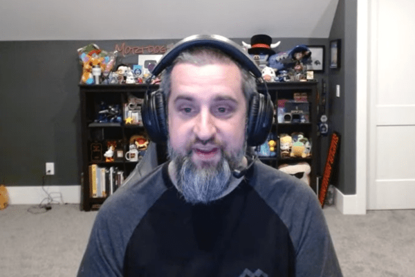 스티븐 모티머 '전략적 팀 전투' 기획 디렉터