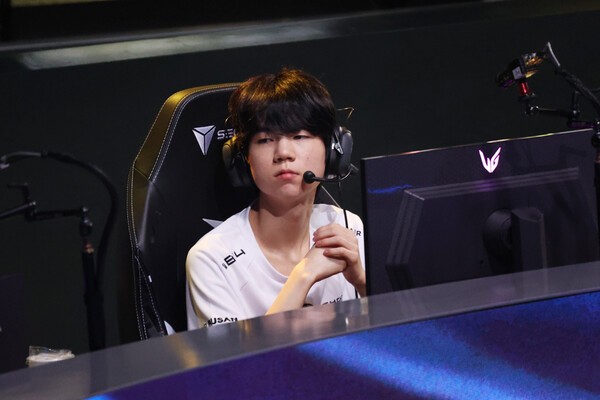 [LCK 현장] 달라진 BFX, KRX 2:0으로 제압하며 시즌 2승(종합)