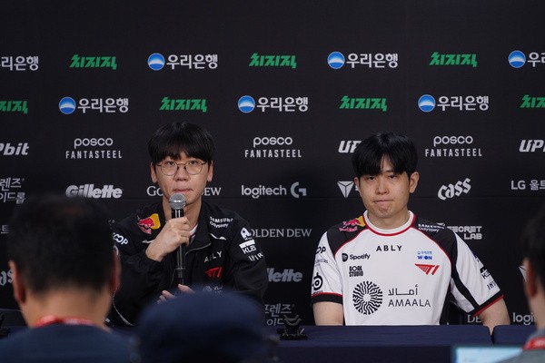 [LCK 현장] <b>T1</b> 임재현 감독 대행, "홈 팬들 앞에서 승리 못해 죄송"