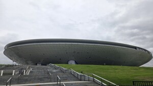 [칼럼] "페이커"를 배출한 나라, 그러나 "페이커"를 담을 그릇이 없다